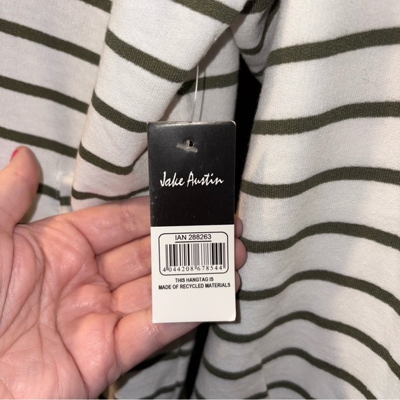 White and Green Striped Sweatshirt with Hood and Pockets, NWT - Picture 4 of 5